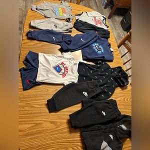 12 MTH BOYS NIKE LOT